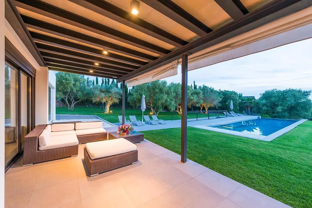 Villa Son Oliver Property El Arenal